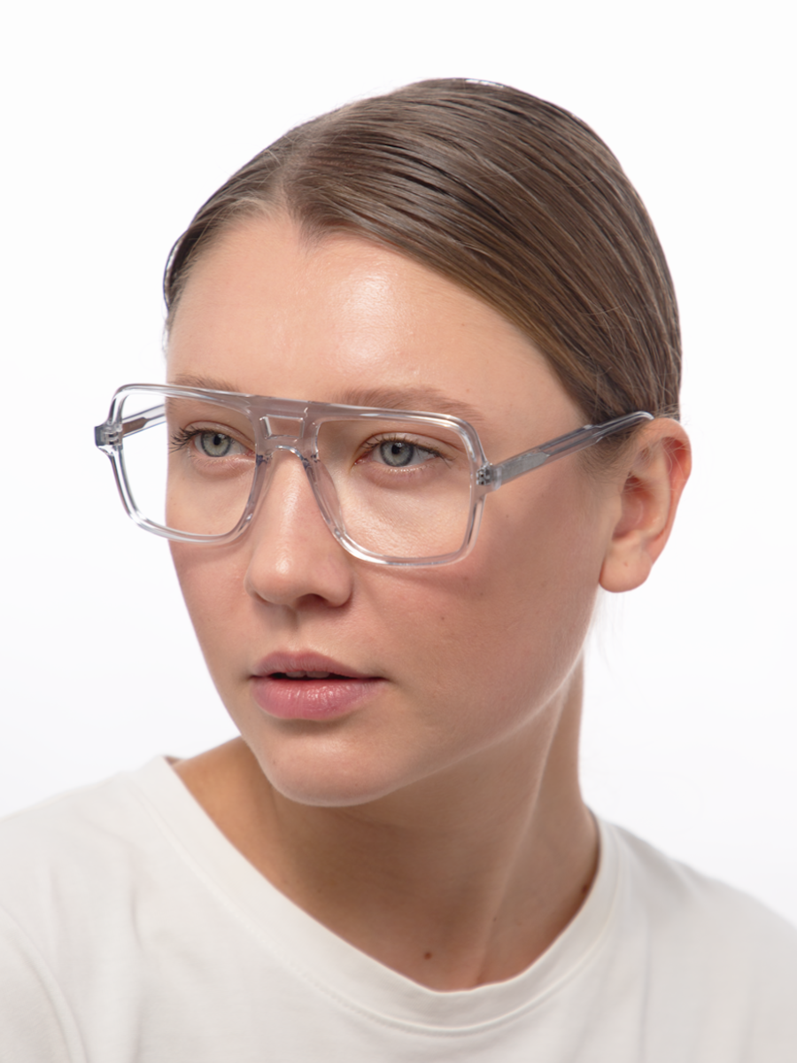 Izzy Clear