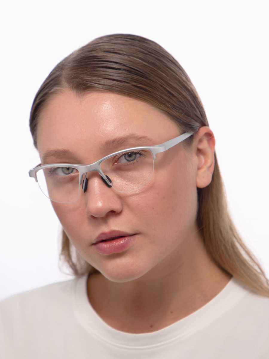 M001 View Silver