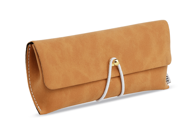 Ritzy Brown