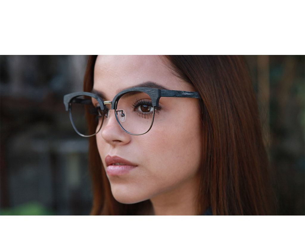 Roseau Black
