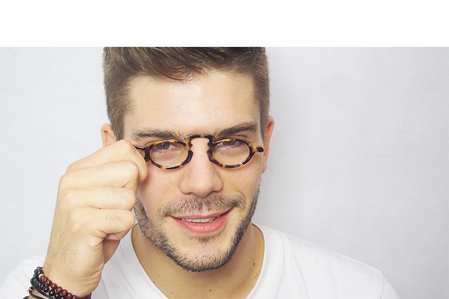 Lorgnette XIV