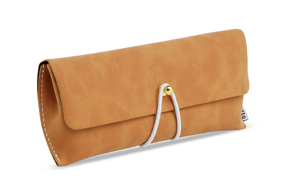 Ritzy Brown